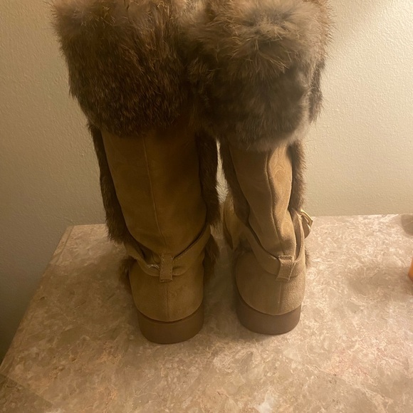 Gorgeous real fur vintage coach boots. - Picture 6 of 7